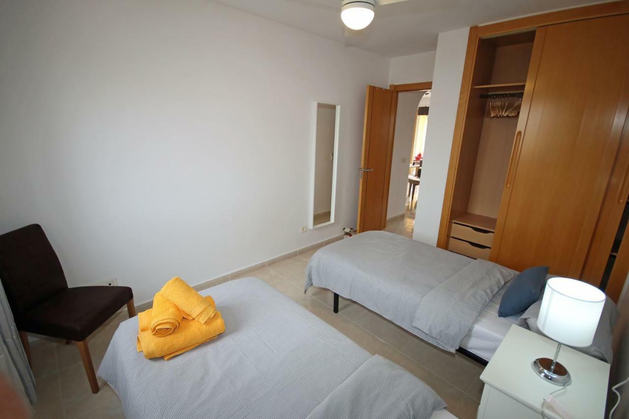 Appartamento La Perla By Rentmedano Superb Luxury Duplex, Private Roof Terrace, Ocean View, Pool, Wifi And Parking El Médano Esterno foto