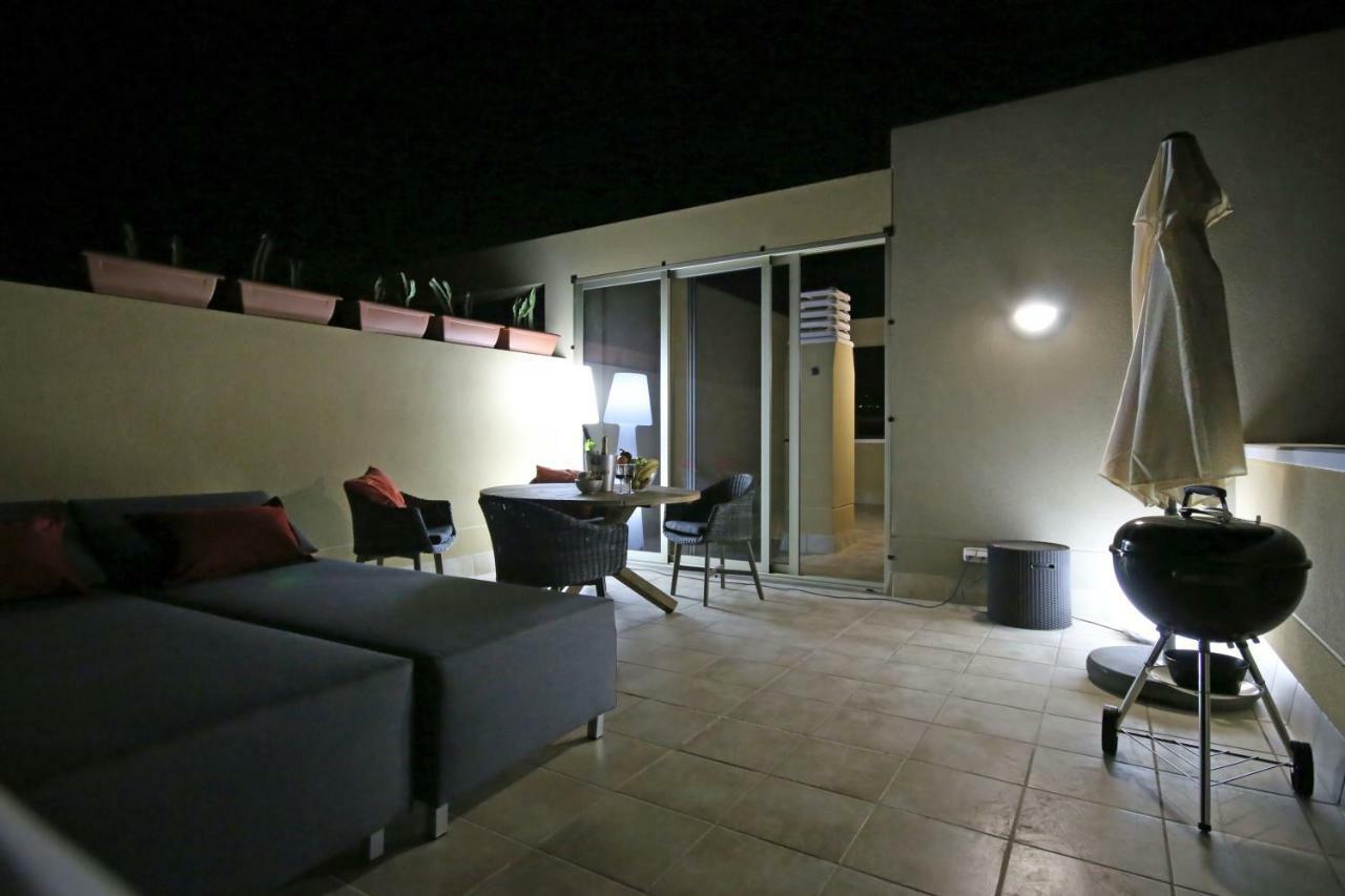 Appartamento La Perla By Rentmedano Superb Luxury Duplex, Private Roof Terrace, Ocean View, Pool, Wifi And Parking El Médano Esterno foto